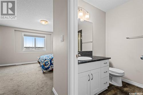 402 940 Bradley Street, Moose Jaw, SK - Indoor Photo Showing Bathroom