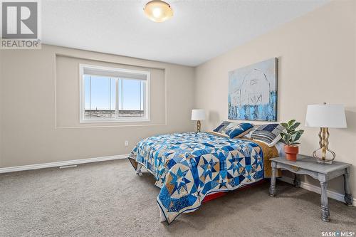 402 940 Bradley Street, Moose Jaw, SK - Indoor Photo Showing Bedroom