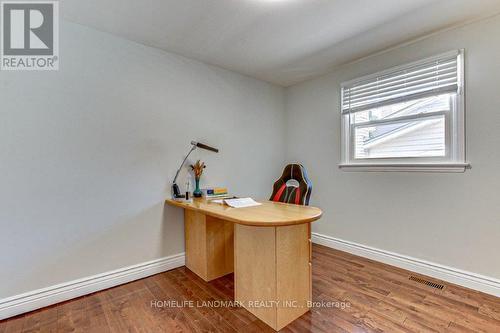 7 Meridene Crescent E, London, ON - Indoor Photo Showing Office