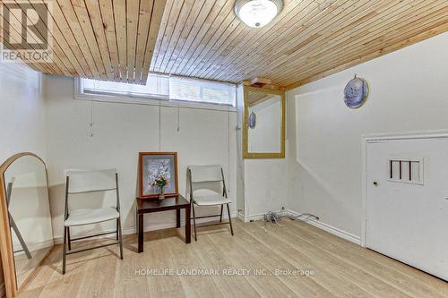 7 Meridene Crescent E, London, ON - Indoor Photo Showing Other Room