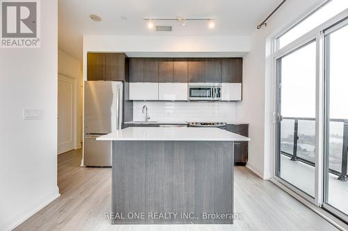 2805 - 56 Annie Craig Drive, Toronto, ON - Indoor Photo Showing Kitchen