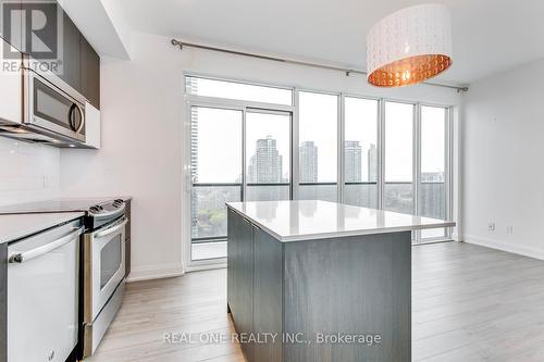 2805 - 56 Annie Craig Drive, Toronto, ON - Indoor Photo Showing Kitchen With Upgraded Kitchen