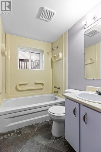 20 Frontenac Avenue, Mount Pearl, NL - Indoor Photo Showing Bathroom