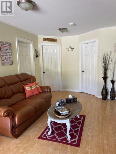 2-6 Whites Boulevard, Sandringham, NL - Indoor Photo Showing Living Room