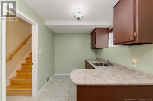 275 Cousteau, Dieppe, NB - Indoor Photo Showing Kitchen