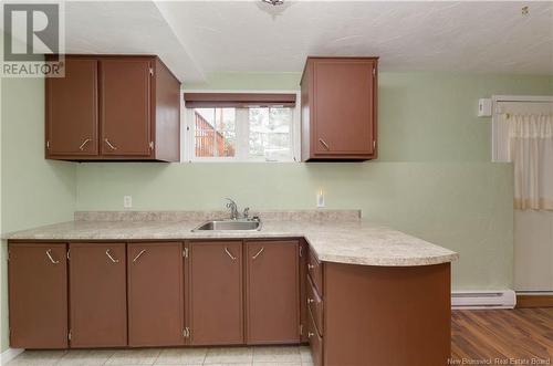 275 Cousteau, Dieppe, NB - Indoor Photo Showing Kitchen