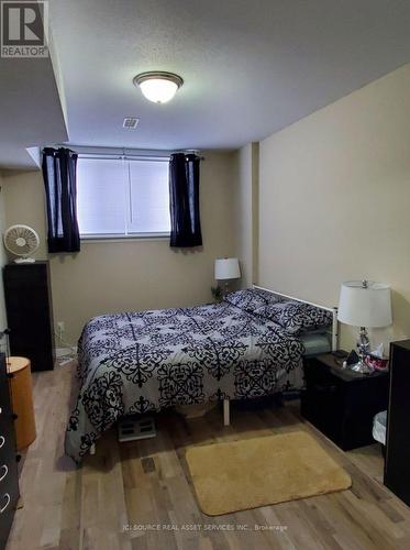 136 - 1512 Walkley Road, Ottawa, ON - Indoor Photo Showing Bedroom