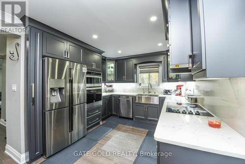 47 Milford Crescent S, Brampton, ON - Indoor Photo Showing Kitchen With Upgraded Kitchen