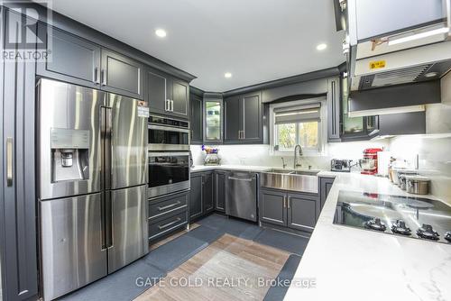 47 Milford Crescent S, Brampton, ON - Indoor Photo Showing Kitchen With Double Sink With Upgraded Kitchen