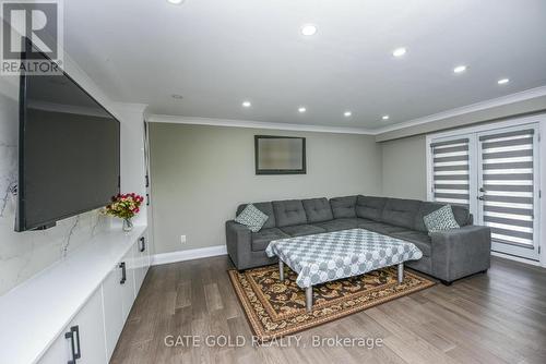 47 Milford Crescent S, Brampton, ON - Indoor Photo Showing Living Room