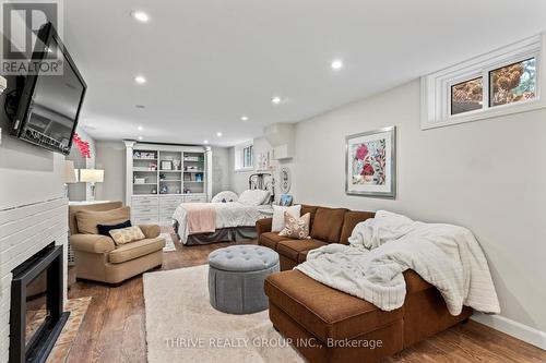 457 Jarvis Street, London, ON - Indoor Photo Showing Living Room With Fireplace