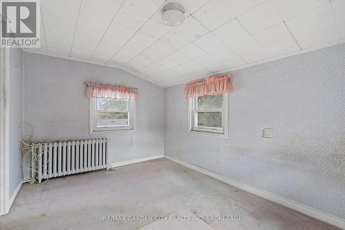 1561 Pelham Street, Pelham (662 - Fonthill), ON - Indoor Photo Showing Other Room