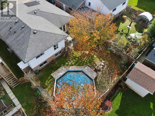 4997 Southview Avenue, Niagara Falls (213 - Ascot), ON - Outdoor With In Ground Pool