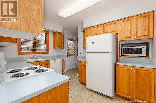 211 Humphrey Street, Moncton, NB - Indoor Photo Showing Kitchen