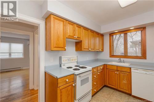 211 Humphrey Street, Moncton, NB - Indoor Photo Showing Kitchen