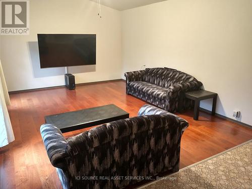 278 Whites Road, Quinte West, ON - Indoor Photo Showing Living Room