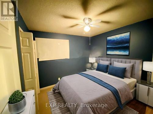 Main - 306 Edgehill Drive, Barrie, ON - Indoor Photo Showing Bedroom