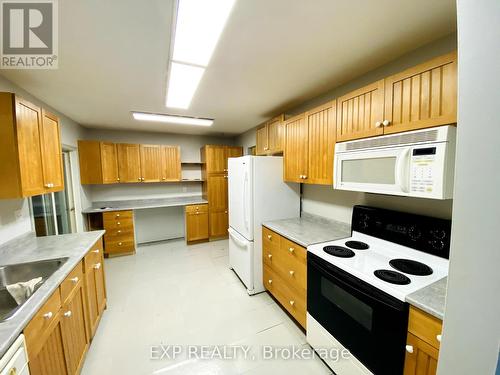 Main - 306 Edgehill Drive, Barrie, ON - Indoor Photo Showing Kitchen