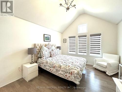 131 Beaveridge Avenue, Oakville, ON - Indoor Photo Showing Bedroom