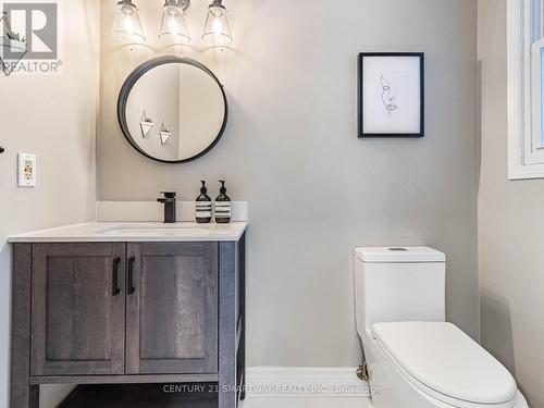 195 Romain Crescent, Oakville, ON - Indoor Photo Showing Bathroom