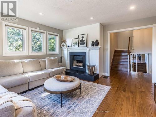 195 Romain Crescent, Oakville, ON - Indoor Photo Showing Living Room With Fireplace