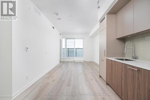 502 - 863 St. Clair Avenue W, Toronto, ON - Indoor Photo Showing Other Room