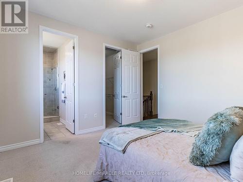 12 Callahan Court, Brampton, ON - Indoor Photo Showing Bedroom