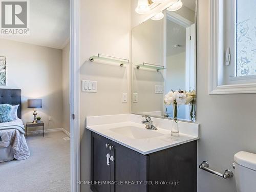 12 Callahan Court, Brampton, ON - Indoor Photo Showing Bathroom