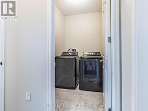 12 Callahan Court, Brampton, ON - Indoor Photo Showing Laundry Room