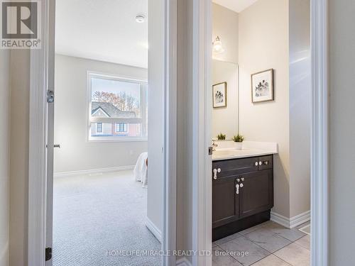 12 Callahan Court, Brampton, ON - Indoor Photo Showing Bathroom