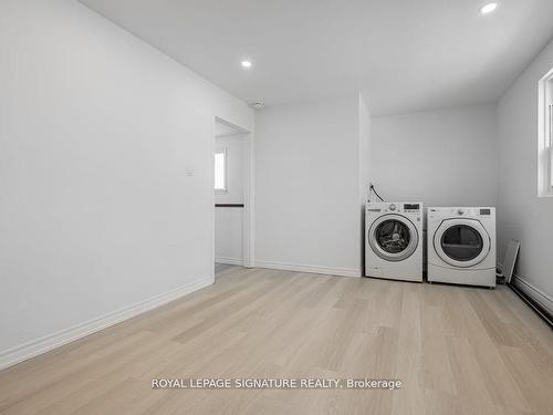 A/Upper-54 Tuscarora Dr, Toronto, ON - Indoor Photo Showing Laundry Room