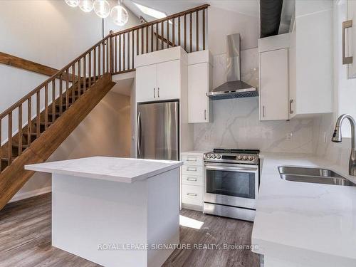 Upper-182 Millwood Rd, Toronto, ON - Indoor Photo Showing Kitchen With Double Sink With Upgraded Kitchen