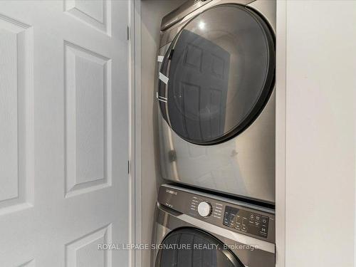 Upper-182 Millwood Rd, Toronto, ON - Indoor Photo Showing Laundry Room