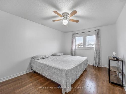 18 Charlton Cres, Ajax, ON - Indoor Photo Showing Bedroom