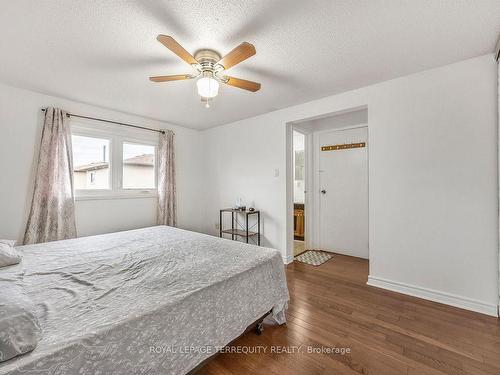 18 Charlton Cres, Ajax, ON - Indoor Photo Showing Bedroom