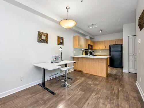 110-825 Goldstream Ave, Langford, BC - Indoor Photo Showing Kitchen