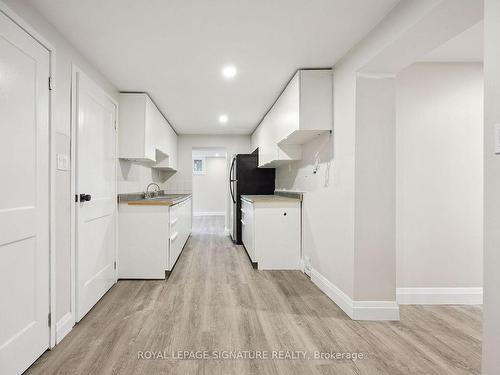 61 Fulbert Cres, Toronto, ON - Indoor Photo Showing Kitchen