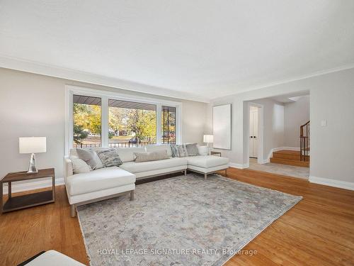 61 Fulbert Cres, Toronto, ON - Indoor Photo Showing Living Room