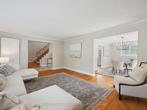 61 Fulbert Cres, Toronto, ON - Indoor Photo Showing Living Room