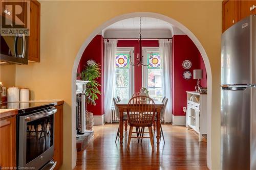 169 Robinson Street, Hamilton, ON - Indoor Photo Showing Kitchen