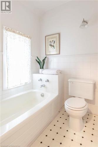 169 Robinson Street, Hamilton, ON - Indoor Photo Showing Bathroom