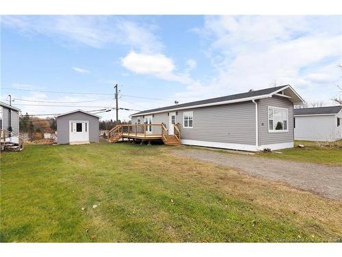 27 Leafwood Cres, Fredericton, NB 