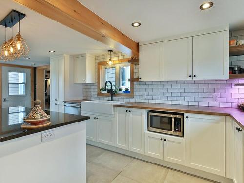 Cuisine - 38 6E Rang, Mont-Saint-Grégoire, QC - Indoor Photo Showing Kitchen With Upgraded Kitchen