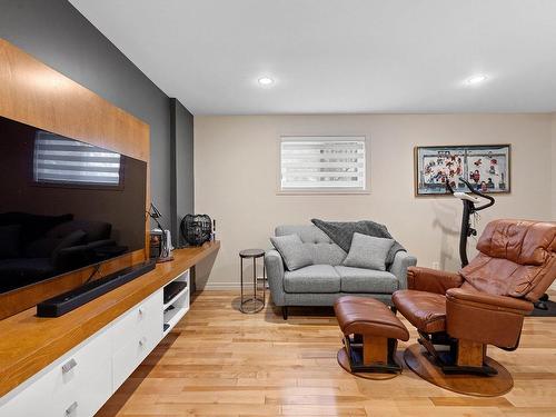 Family room - 3303 Rue Dubé, Québec (Les Rivières), QC 