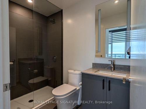 701-135 East Liberty St, Toronto, ON - Indoor Photo Showing Bathroom