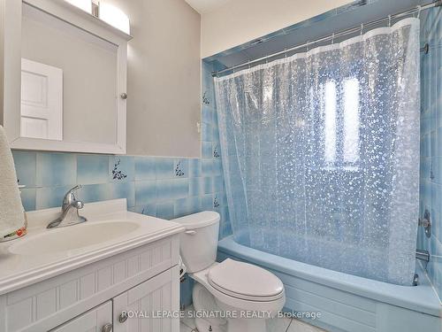 76 Muriel Ave, Toronto, ON - Indoor Photo Showing Bathroom