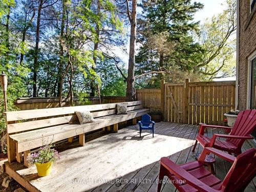 22 Henderson Dr, Aurora, ON - Outdoor With Deck Patio Veranda