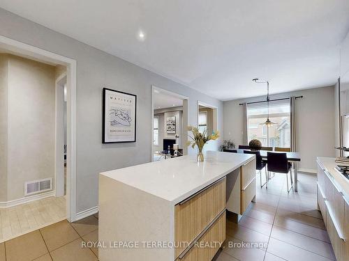 120 Guery Cres, Vaughan, ON - Indoor Photo Showing Kitchen