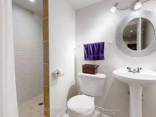 120 Guery Cres, Vaughan, ON - Indoor Photo Showing Bathroom