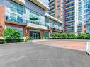 217-215 Queen St, Brampton, ON  - Outdoor 